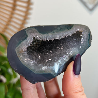 Druzy Agate Cave