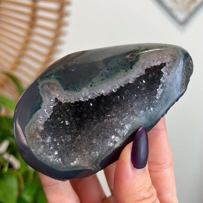 Druzy Agate Cave