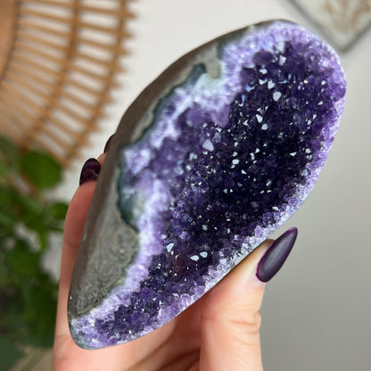 Amethyst Geode Cave