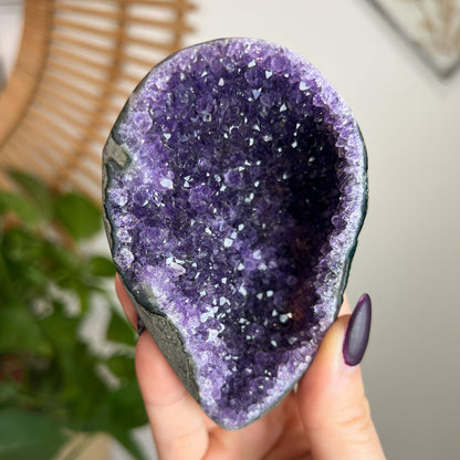 Amethyst Geode Cave