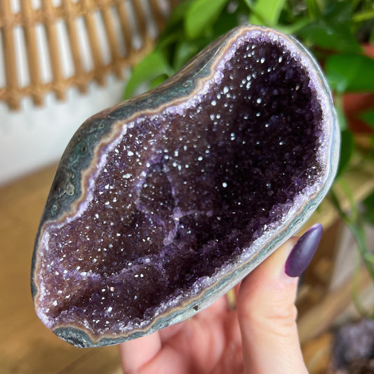 Amethyst Geode Cave