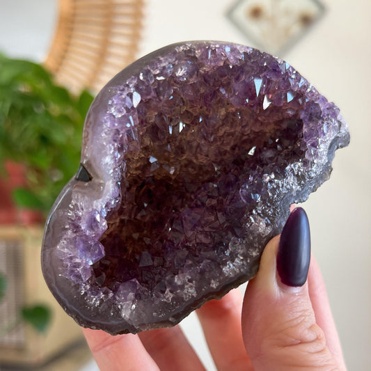 Amethyst Geode Cave