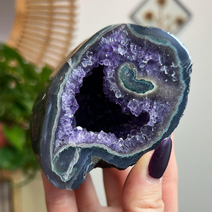 Amethyst Geode Cave