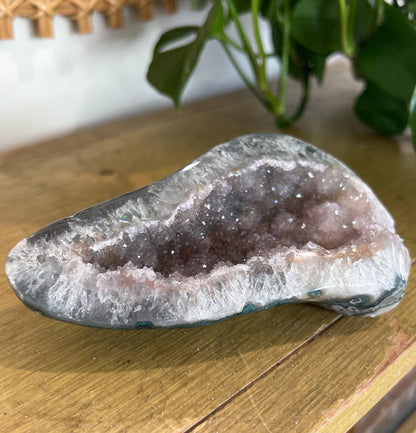 Amethyst Geode Cave