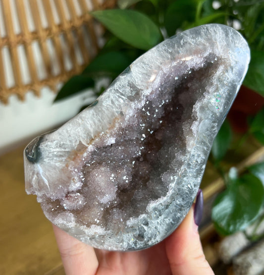 Amethyst Geode Cave