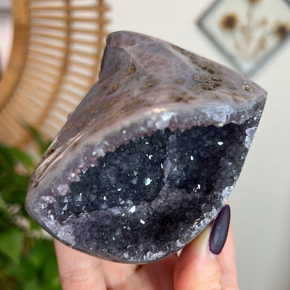 Amethyst Geode Cave
