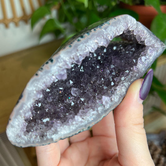 Amethyst Geode Cave