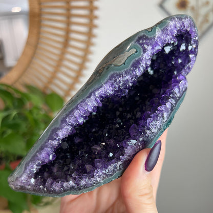 Amethyst Geode Cave