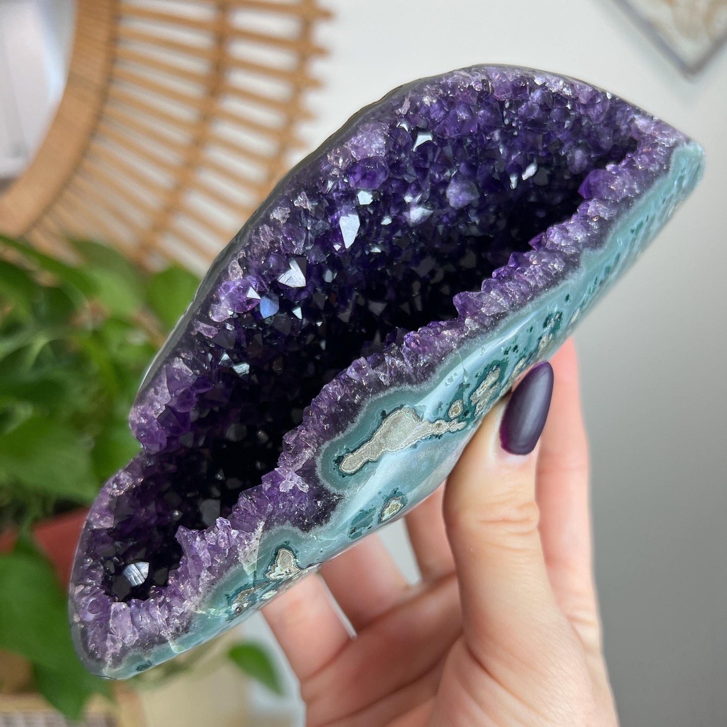 Amethyst Geode Cave