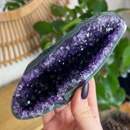 Amethyst Geode Cave