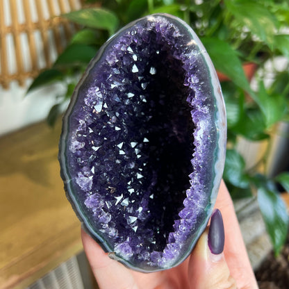 Amethyst Geode Cave