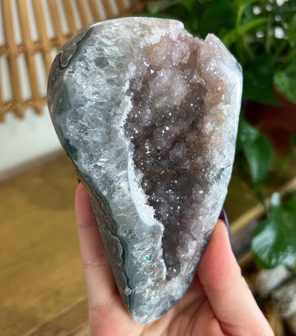 Amethyst Geode Cave