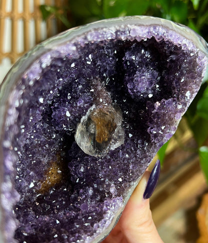 Amethyst Geode Cave