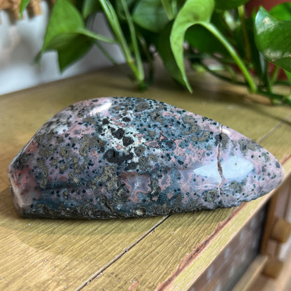 Amethyst Geode Cave