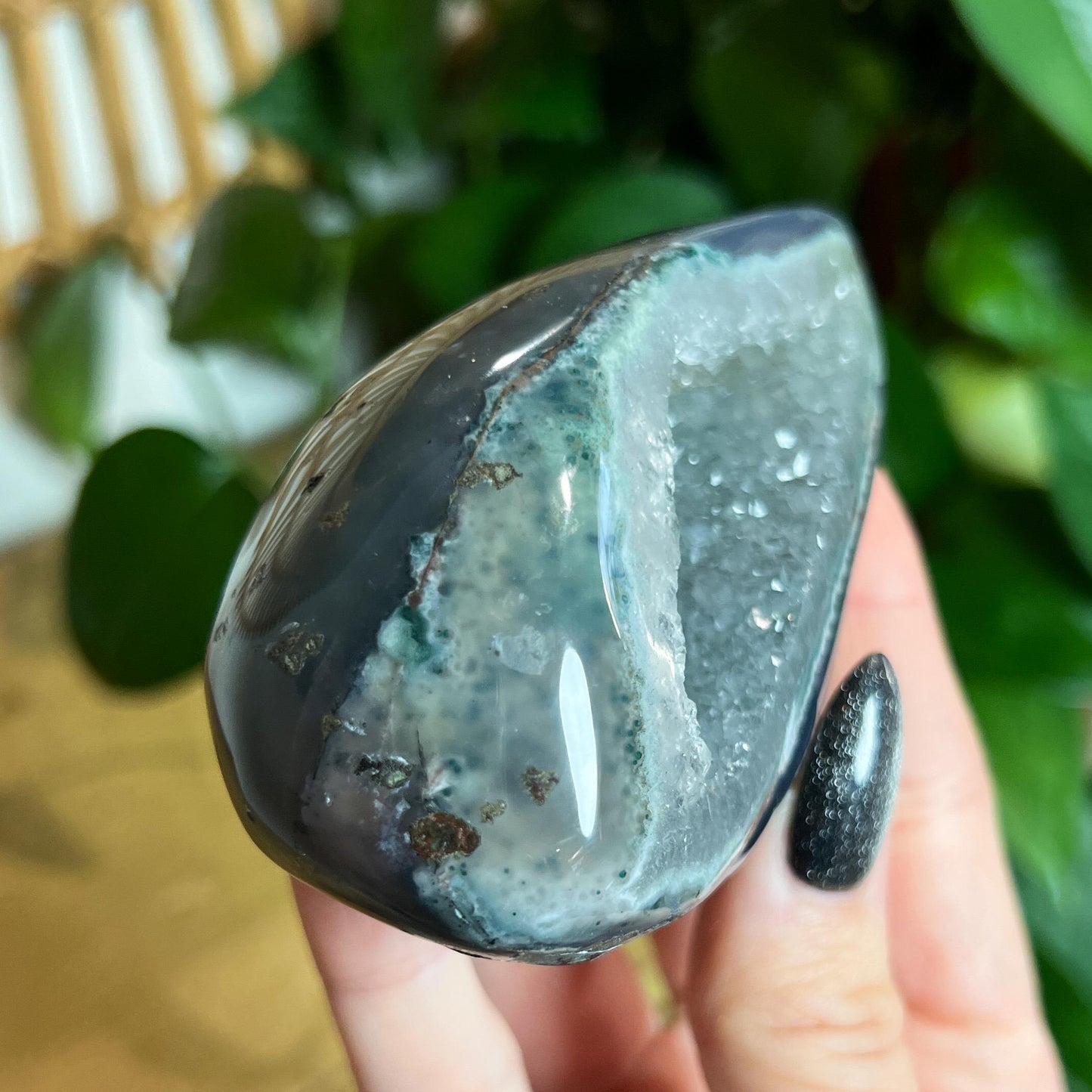 Druzy Agate Cave