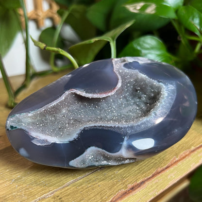Druzy Agate Cave