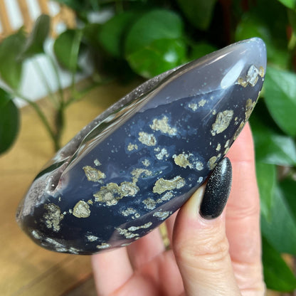 Druzy Agate Cave
