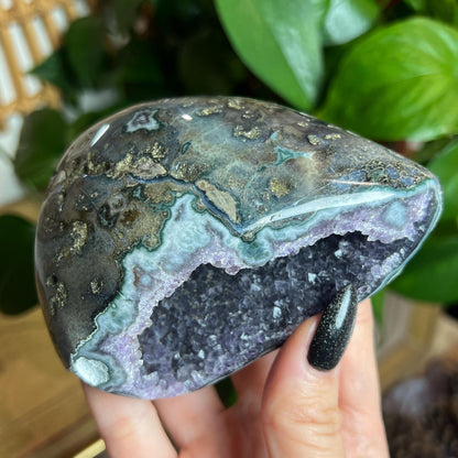 Druzy Amethyst Agate Cave