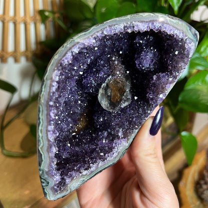 Amethyst Geode Cave