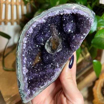 Amethyst Geode Cave
