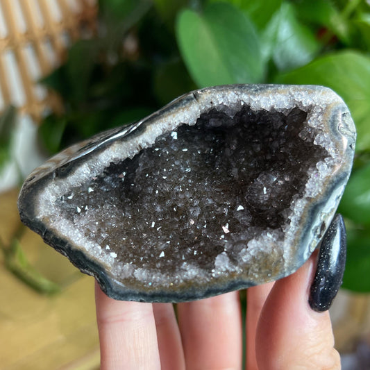 Druzy Amethyst Jasper Cave