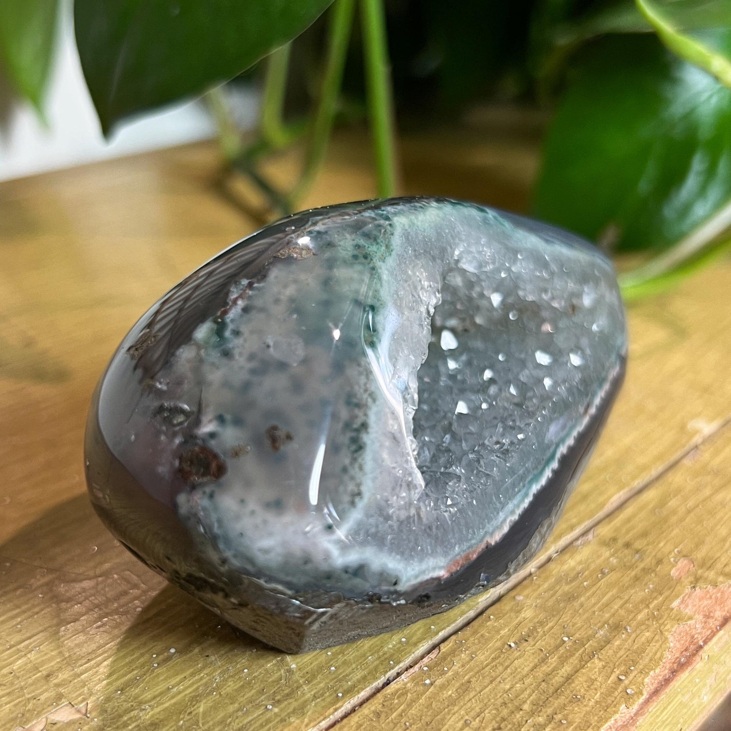 Druzy Agate Cave