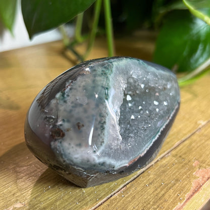 Druzy Agate Cave