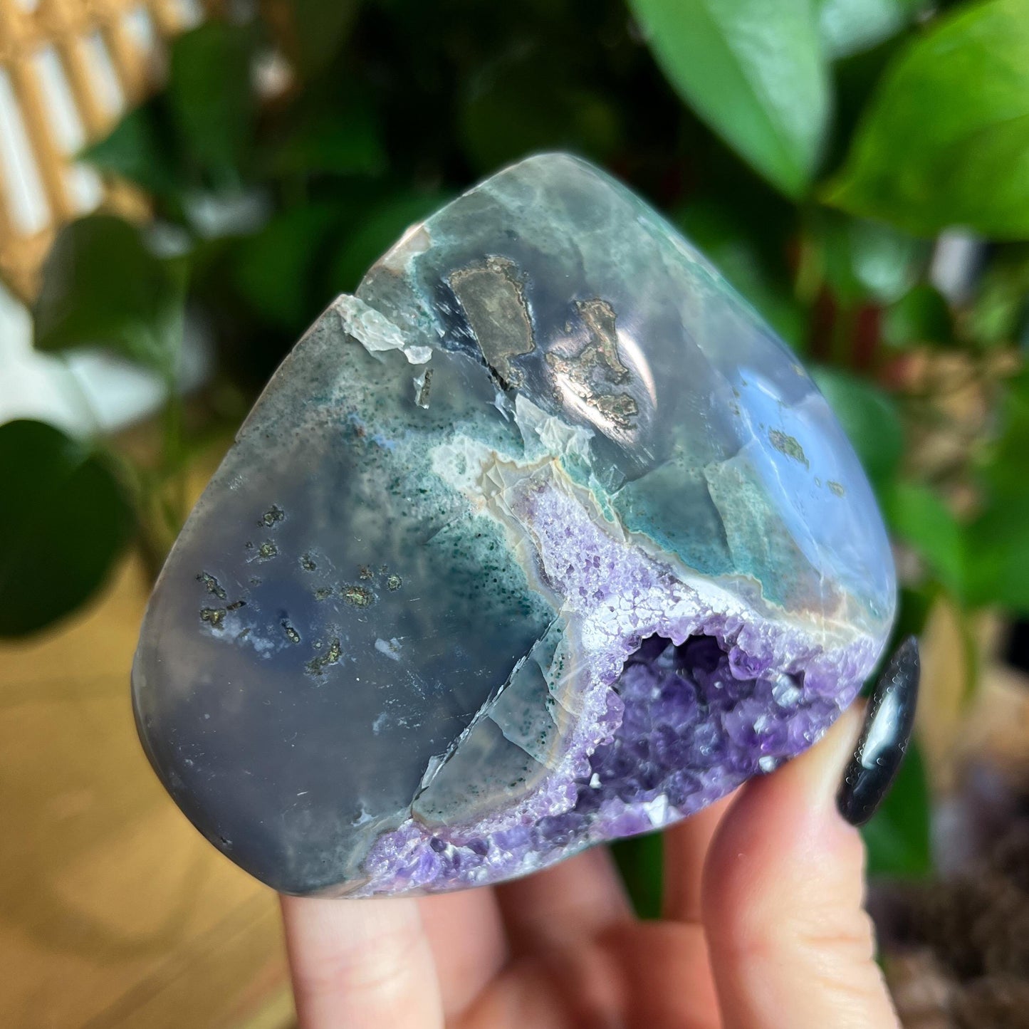 Amethyst Geode Cave