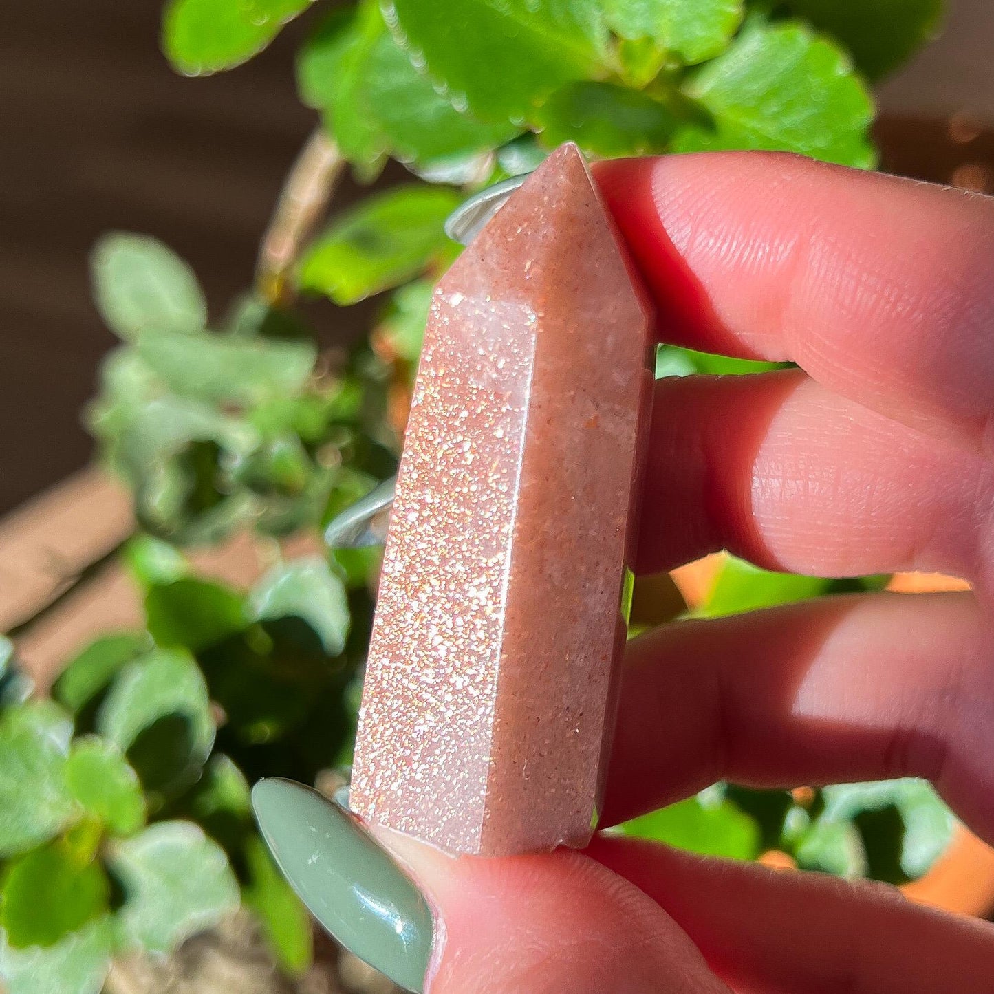 Confetti Sunstone Point
