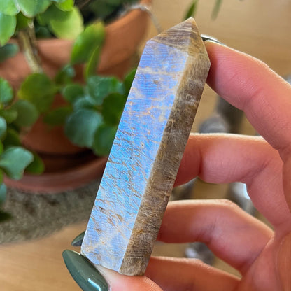 Sunstone Moonstone Point
