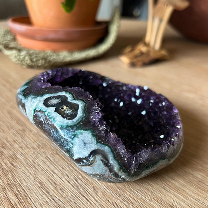 Amethyst Geode Cave