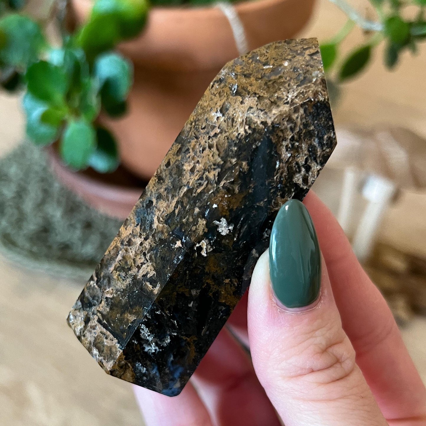Mosaic Black Chalcedony Tower