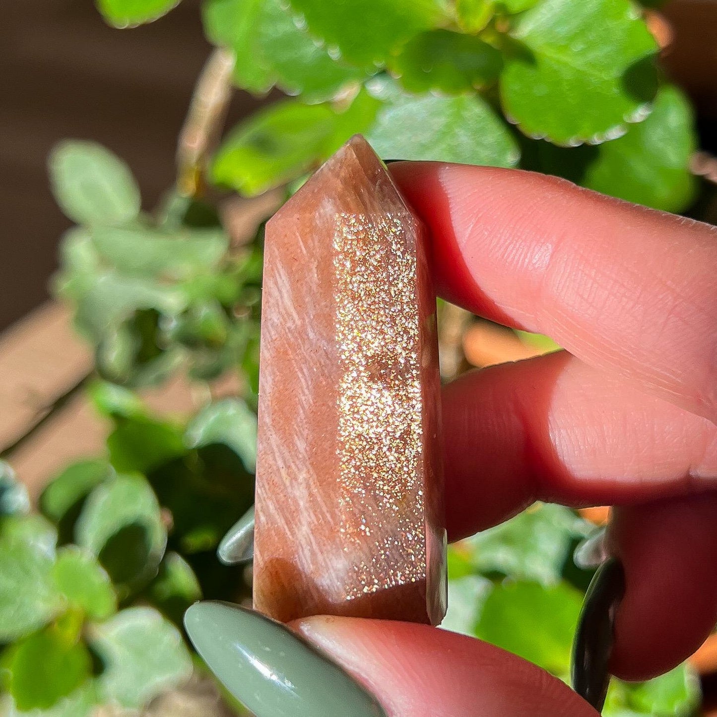Confetti Sunstone Point