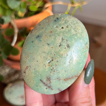Chrysoprase Palm Stones