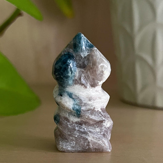 Snowball Euphoralite Carved Tower