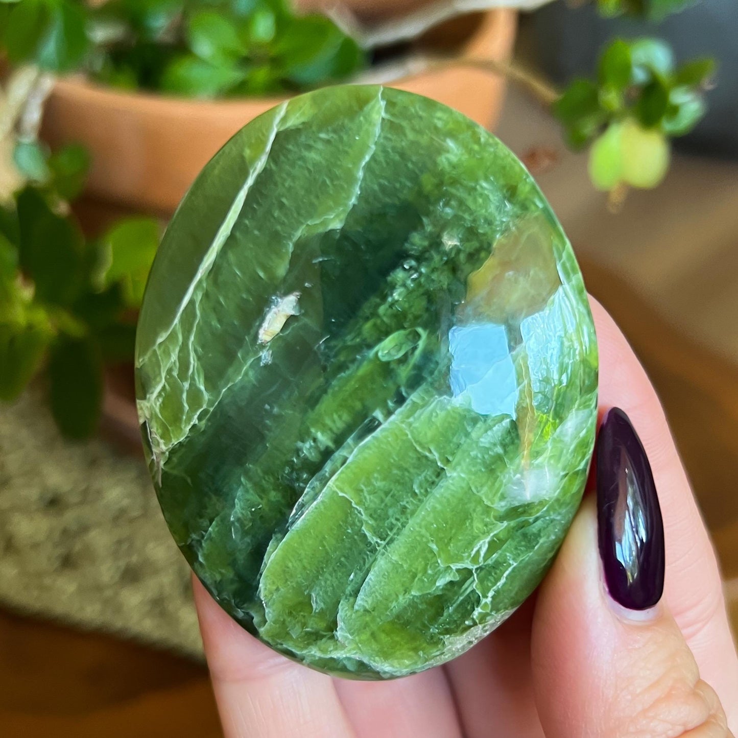 Green Tremolite Palm Stones