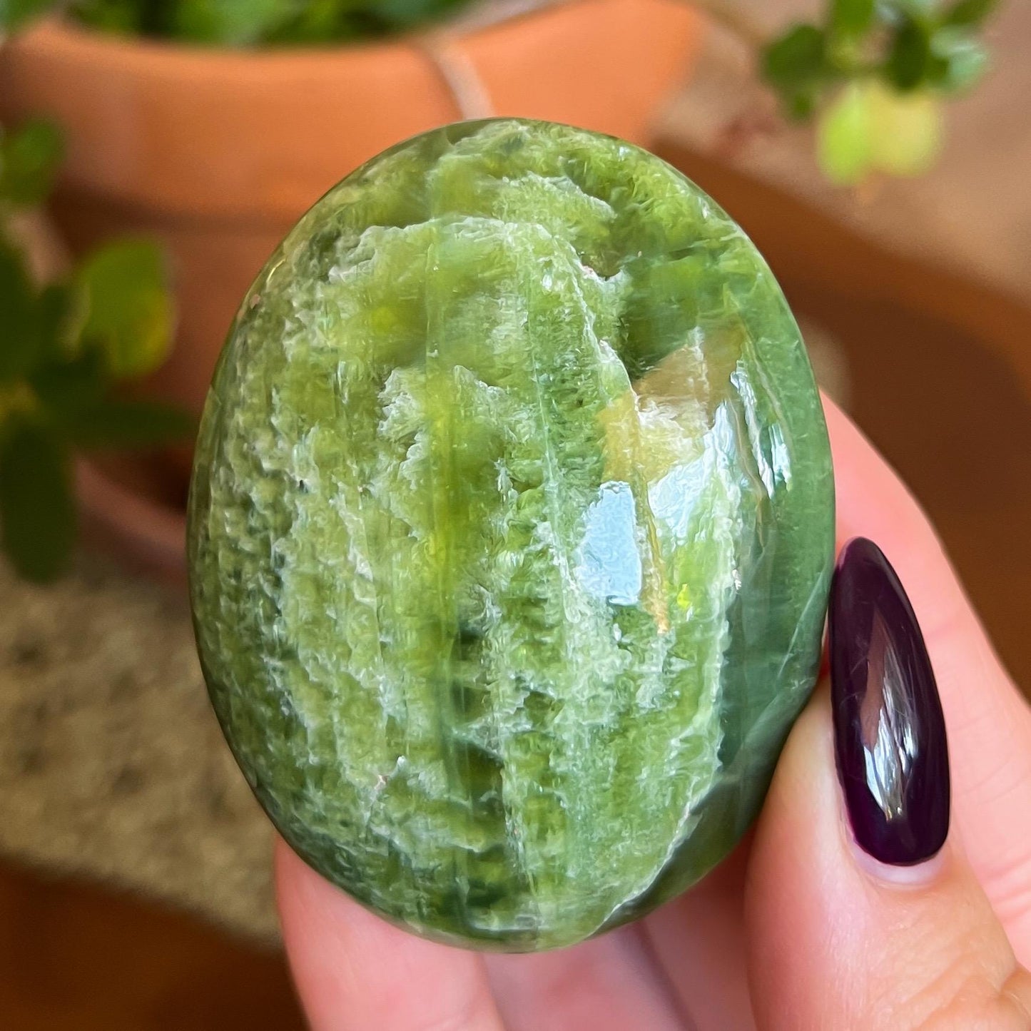 Green Tremolite Palm Stones