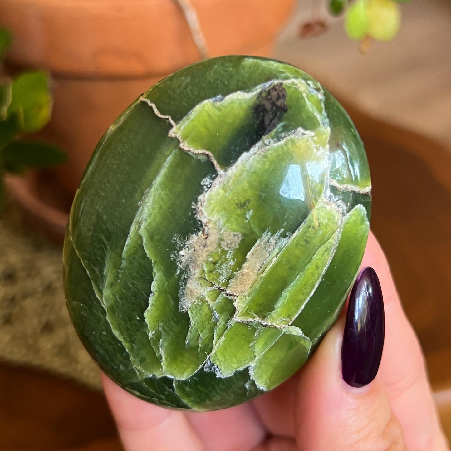 Green Tremolite Palm Stones