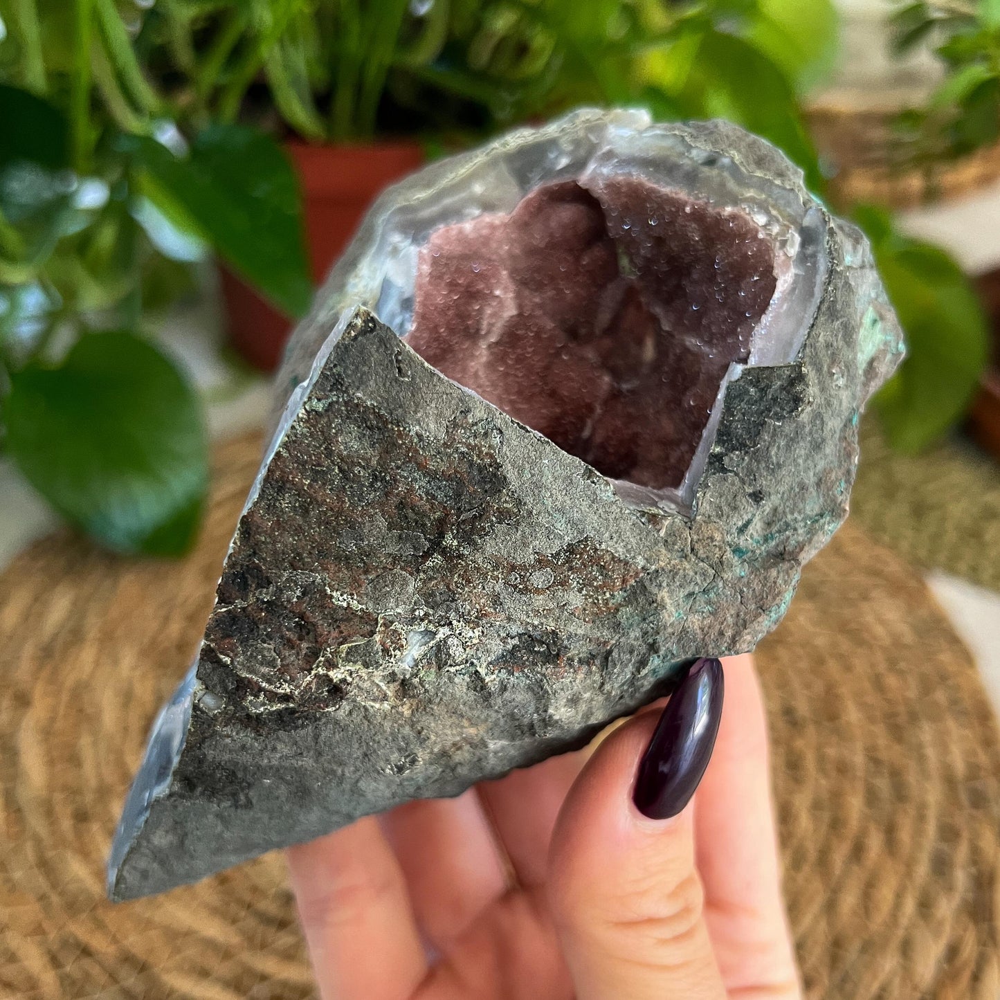 Druzy Red Agate Formation
