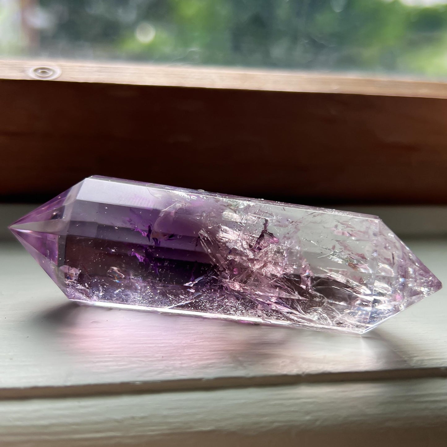 Rainbow Amethyst Vogel