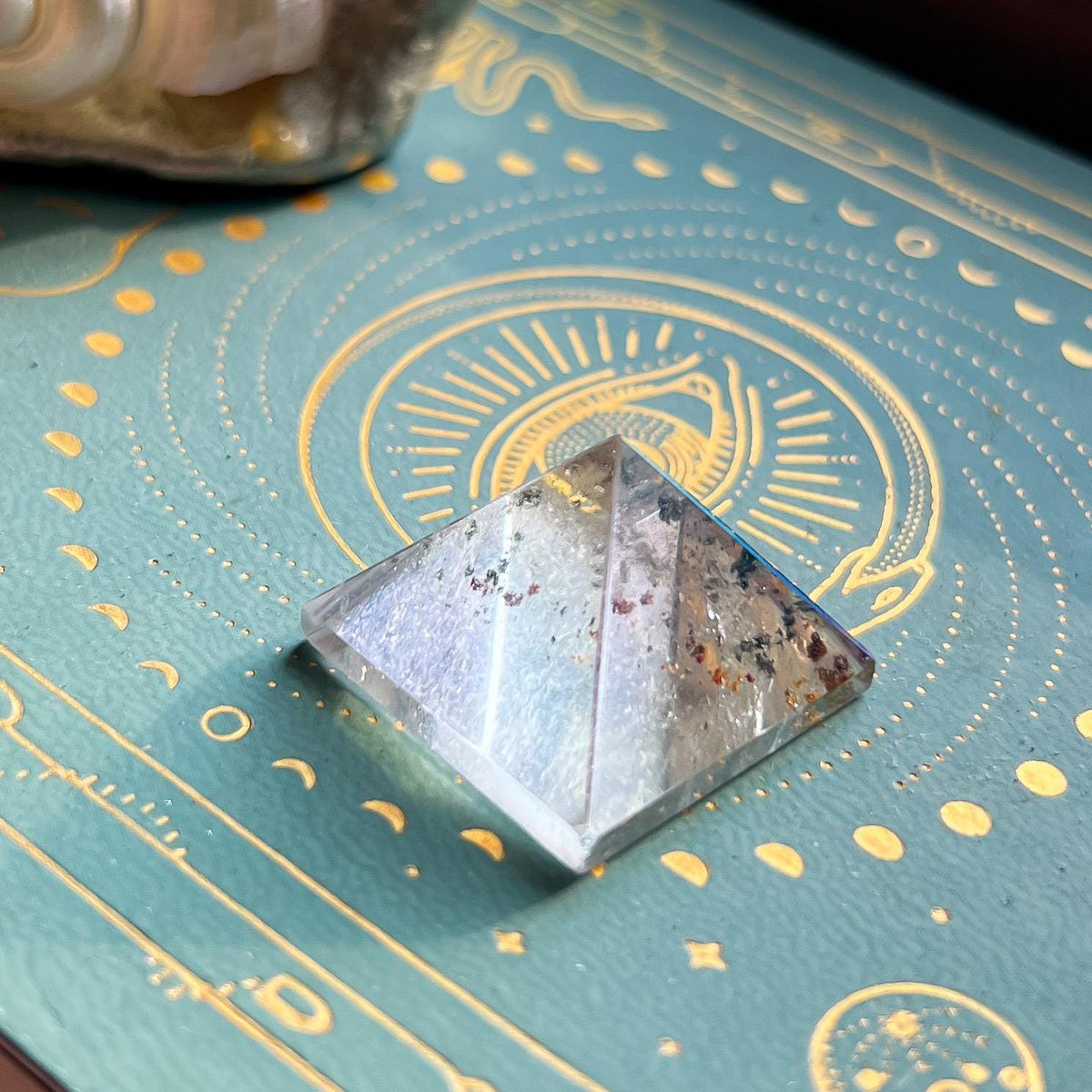Aura Garden Quartz Pyramid