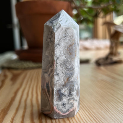 Crazy Lace Agate Tower