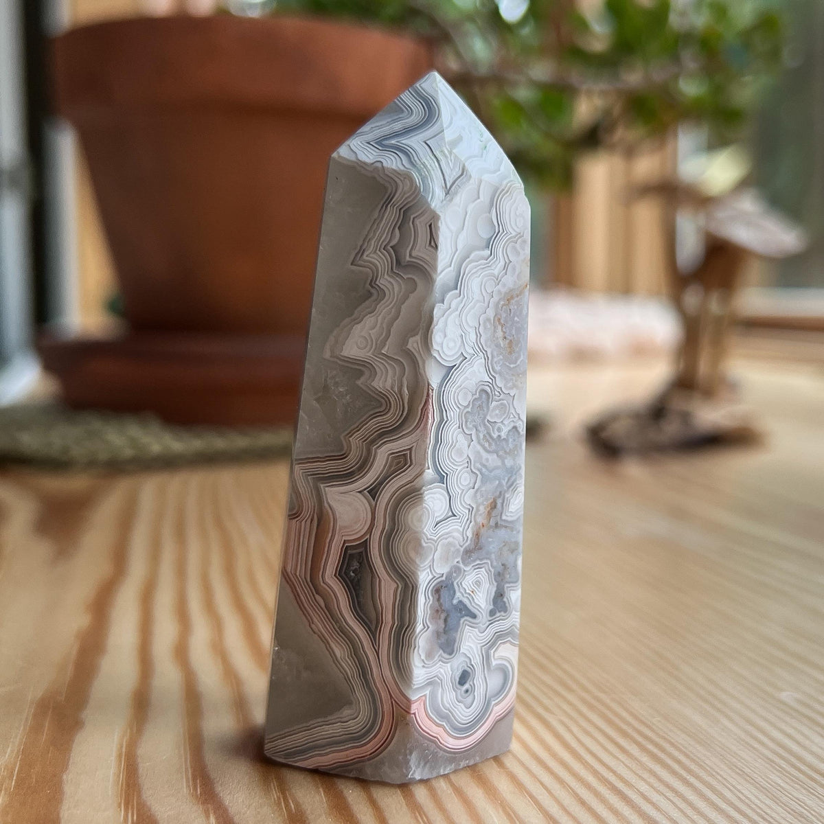 Crazy Lace Agate Tower