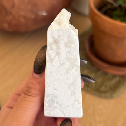 Druzy White Plume Agate Tower